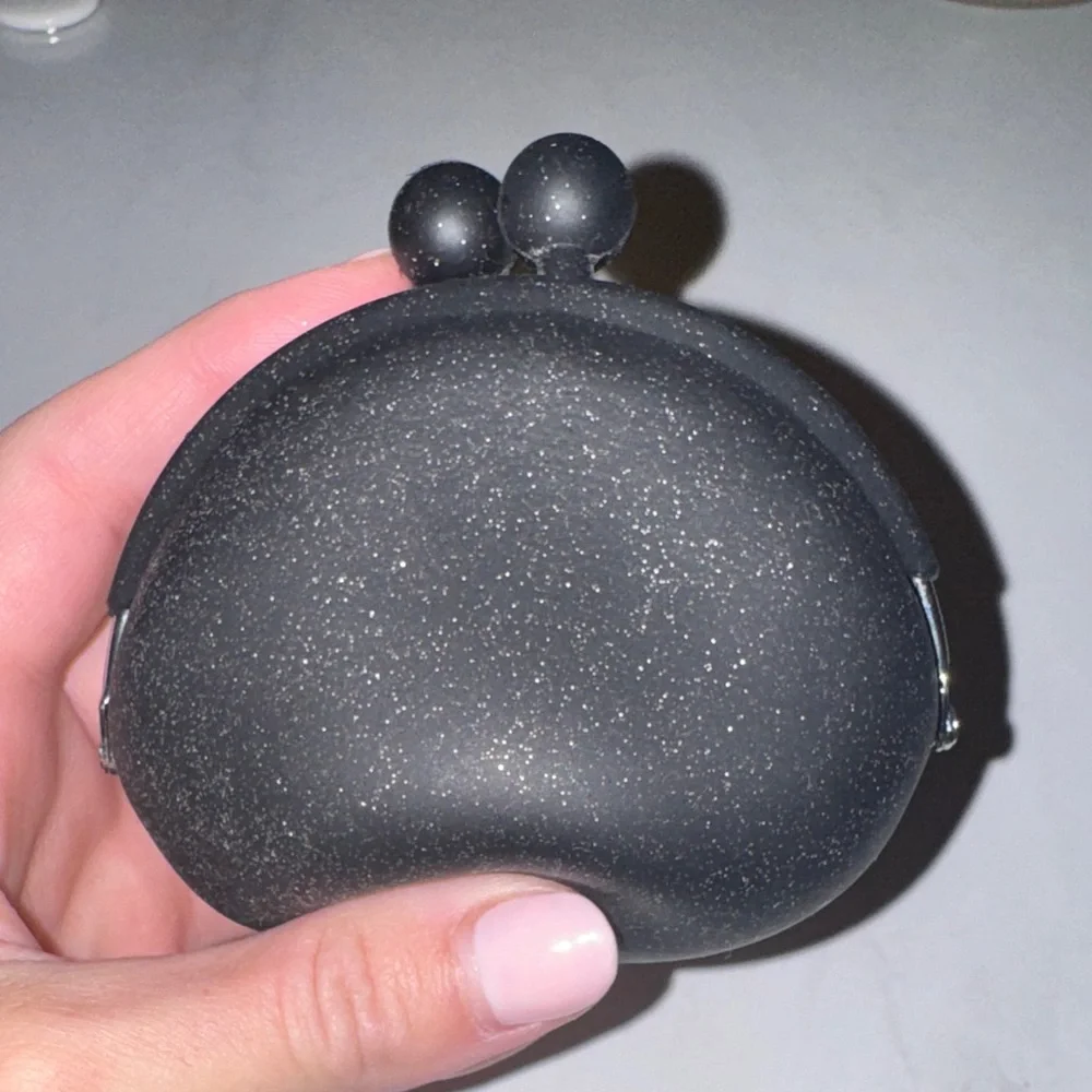 Cute Black Glittery Rubber Penguin Coin Purse 3.5” - Picture 4 of 8